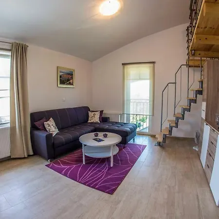 Nikic Apartment *